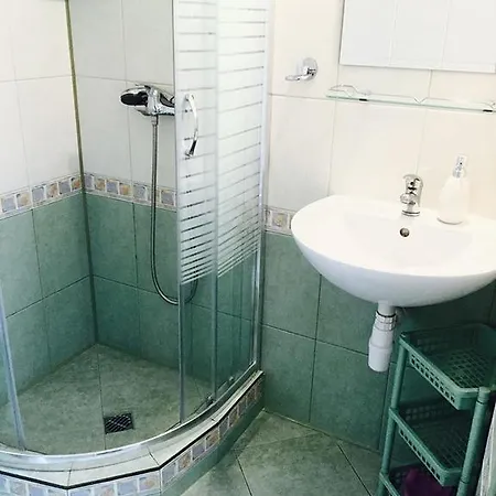 Pokoje I Apartament Do Wynajecia Dan-eko 招待所 科沃布热格