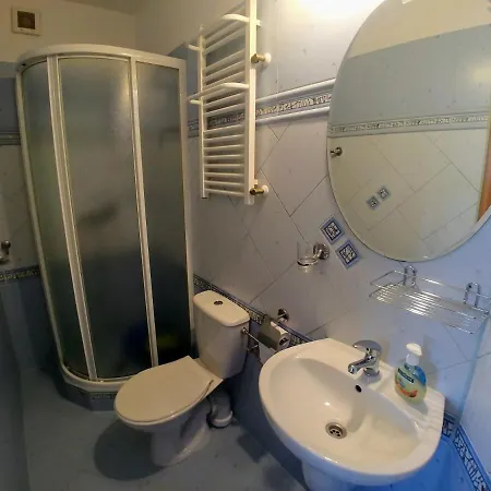 Pokoje I Apartament Do Wynajecia Dan-eko 科沃布热格